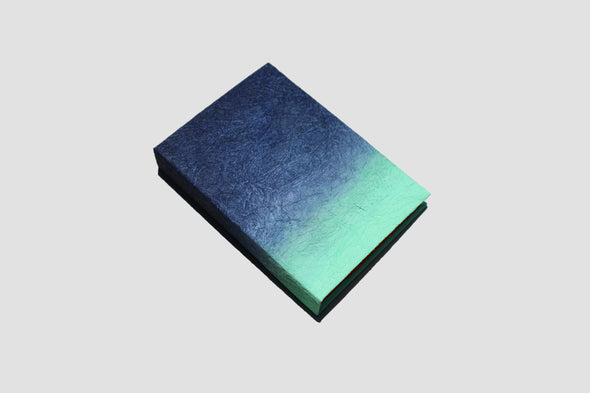 Elevate Angle of the A6 Navy/Mint Gugimfolio